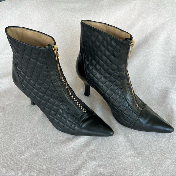 Neiman Marcus Shoes - Neiman Marcus black leather quilted zip up booty.